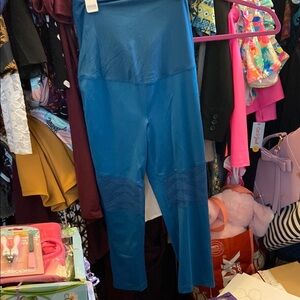 Blue maternity capri Leggings